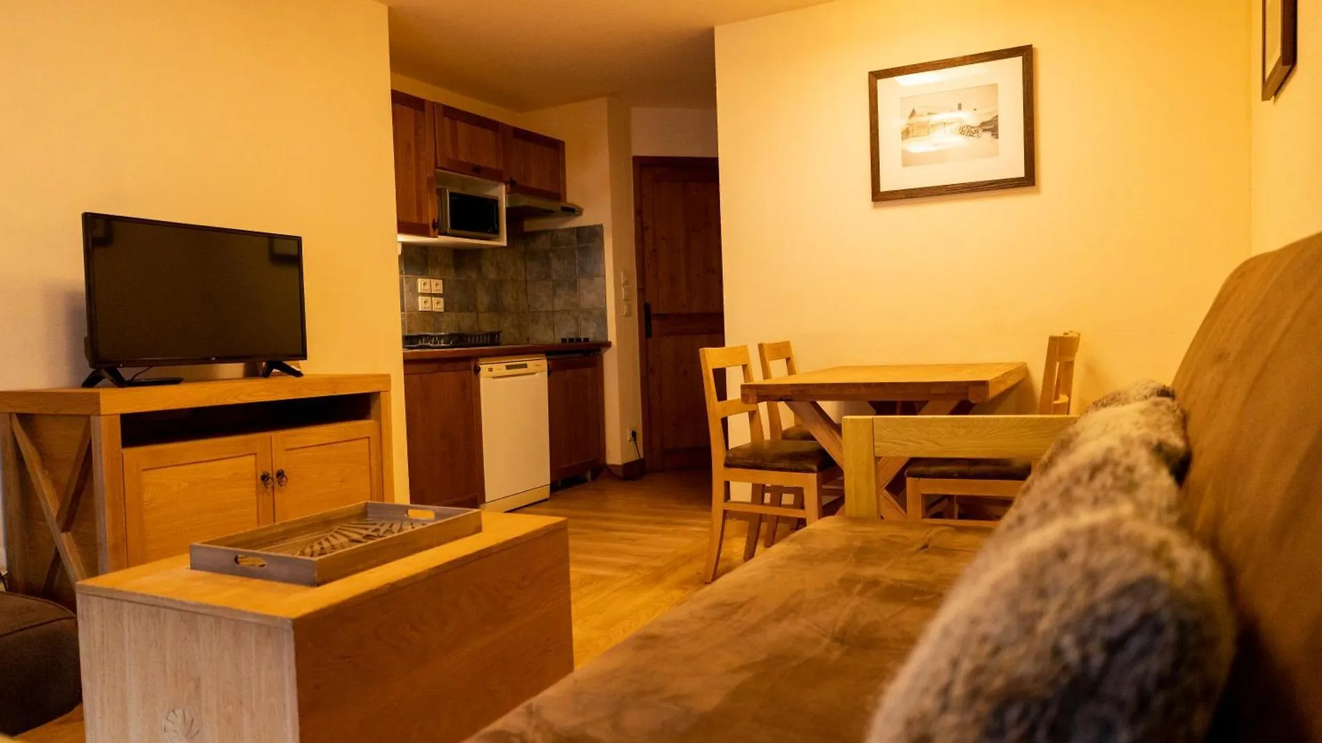 Apartment Appart Low Cost Residence 4 Etoiles Avec Piscine Saint-Lary-Soulan France
