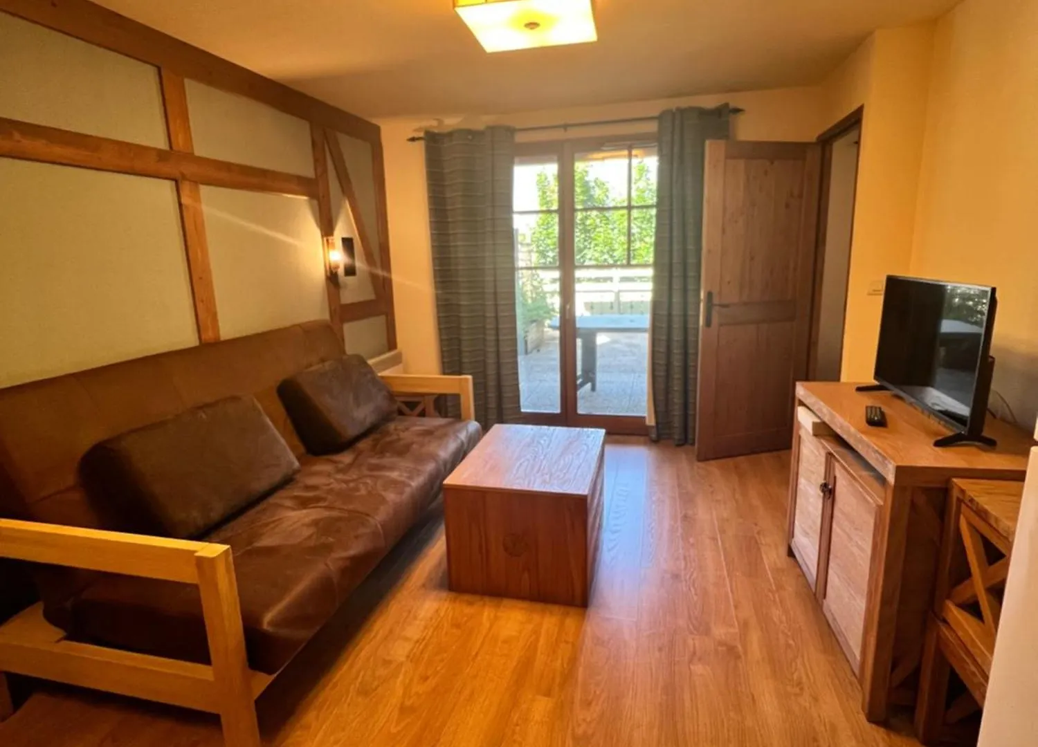 Appart Low Cost Residence 4 Etoiles Avec Piscine Saint-Lary-Soulan